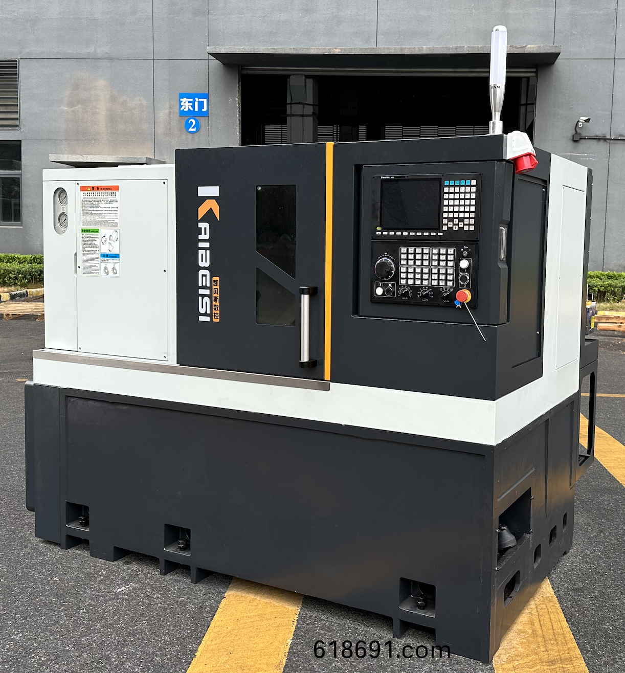 車(che)銑(xian)復郃機(無(wu)Y軸/帶(dai)尾(wei)座(zuo))